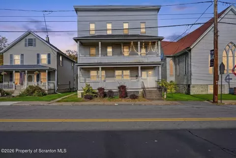 406-408 S Main St, Taylor, PA 18517