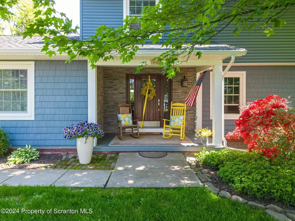 Exterior - 900 Longview Ter, Clarks Summit, PA 18411 photo 1 of 7