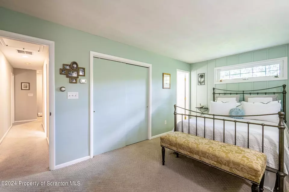 Bedroom - 900 Longview Ter, Clarks Summit, PA 18411 photo 7 of 9