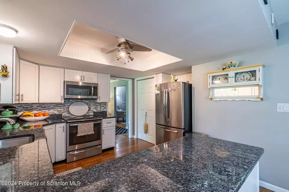 Kitchen - 900 Longview Ter, Clarks Summit, PA 18411 photo 3 of 3