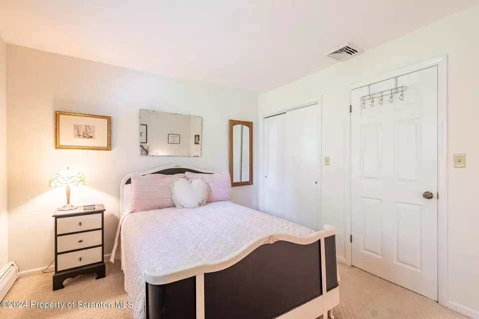 Bedroom - 900 Longview Ter, Clarks Summit, PA 18411 photo 3 of 9