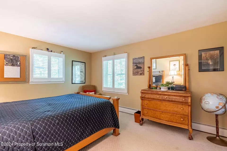 Bedroom - 900 Longview Ter, Clarks Summit, PA 18411 photo 5 of 9