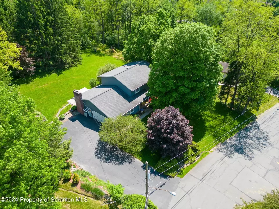 View/Area - 900 Longview Ter, Clarks Summit, PA 18411 photo 1 of 3