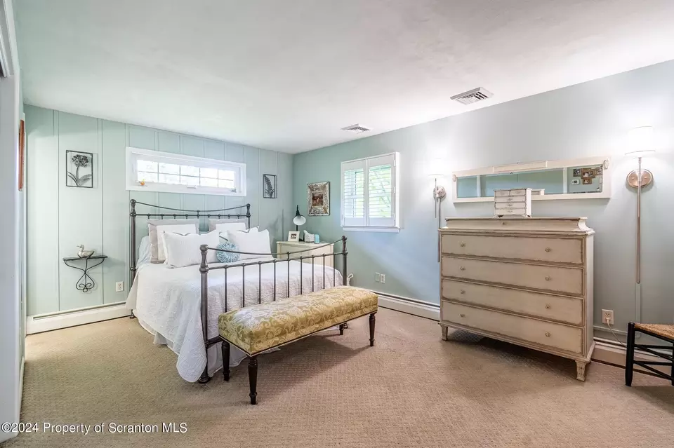 Bedroom - 900 Longview Ter, Clarks Summit, PA 18411 photo 9 of 9