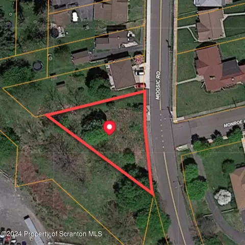 620 Moosic Rd, Old Forge, PA 18518 photo 5