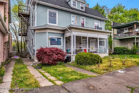 1821-1823 Brick Ave, Scranton, PA 18508