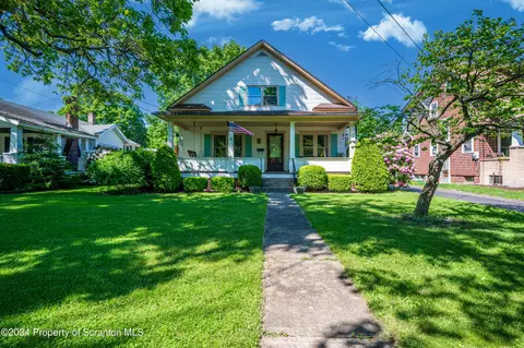 20 Susquehanna Ave, Tunkhannock, PA 18657