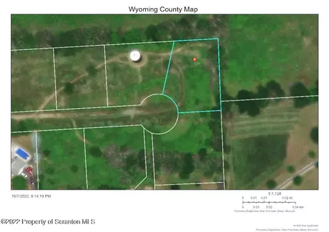 51 Highpoint Dr, Factoryville, PA 18419