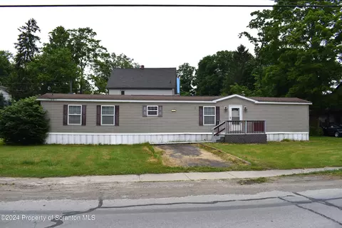 108 Franklin Ave, Hallstead, PA 18822