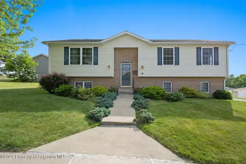 306 Walsh St, Scranton, PA 18505