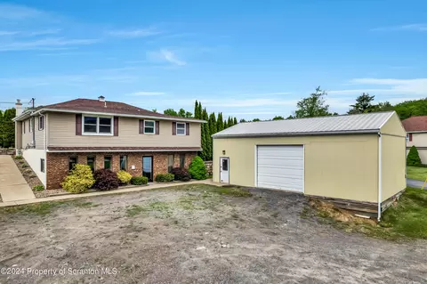 235 Canaan St, Carbondale, PA 18407