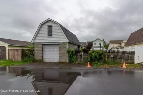 1120 Meade Ave, Scranton, PA 18508