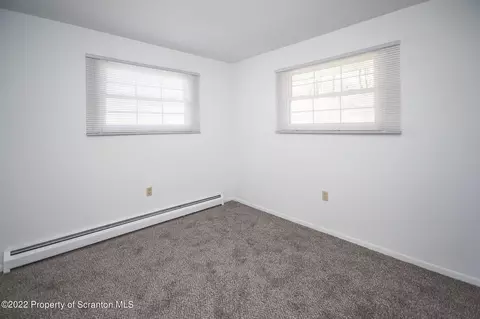 1110 R Springbrook Ave, Moosic, PA 18507 photo 12