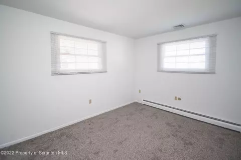 1110 R Springbrook Ave, Moosic, PA 18507 photo 13