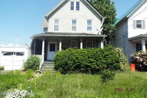 125 Walnut St, Dunmore, PA 18512