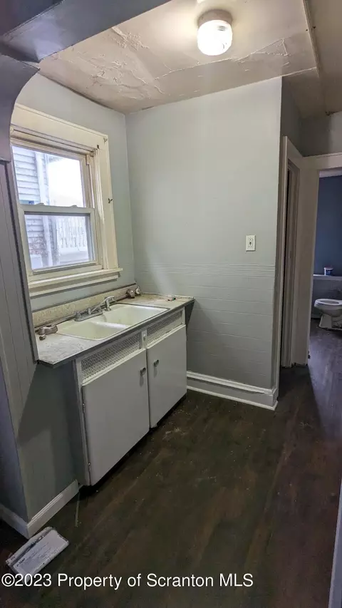 1409 Prospect Ave, Scranton, PA 18505 photo 6