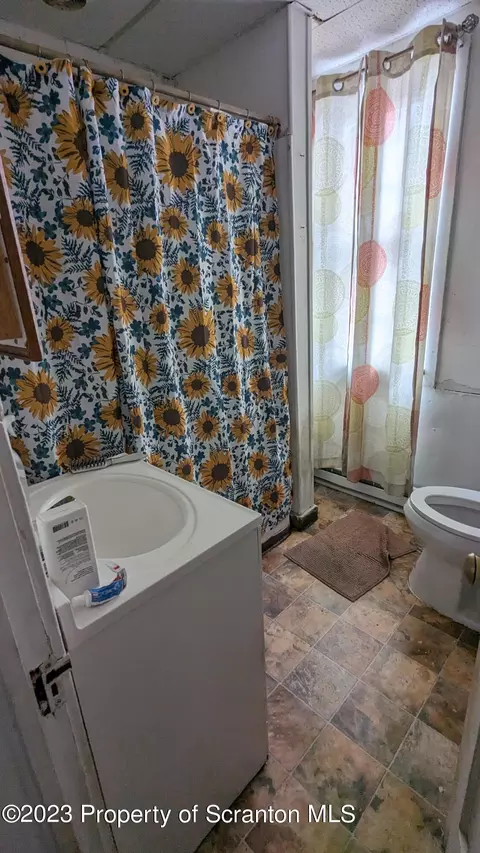 1409 Prospect Ave, Scranton, PA 18505 photo 11