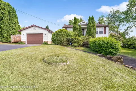 254 Hoover St, Old Forge, PA 18518