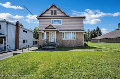 408 N Main St, Taylor, PA 18517