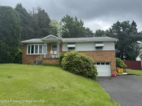 116 S Keyser Ave, Taylor, PA 18517