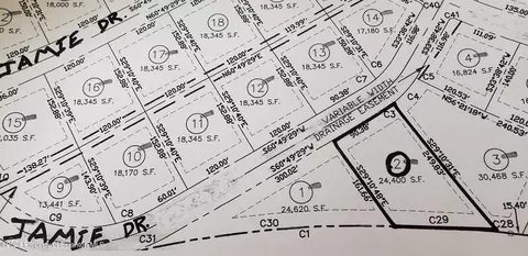 Jamie Drive, Archbald, PA 18403