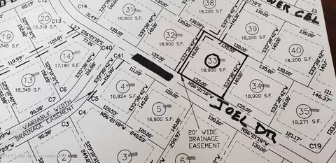 Joel Drive, Archbald, PA 18403
