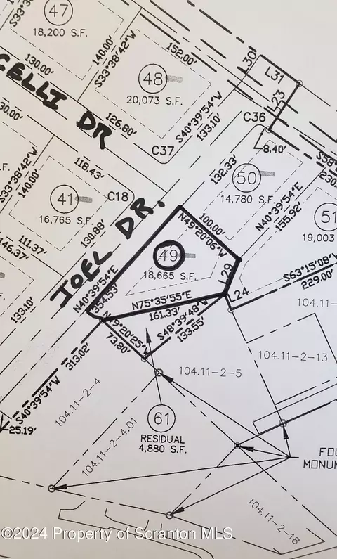 Joel Drive, Archbald, PA 18403