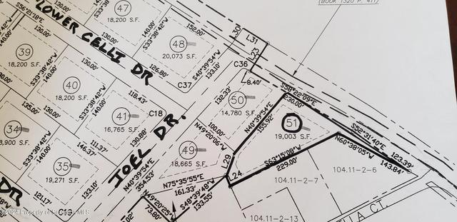 Joel Drive, Archbald, PA 18403
