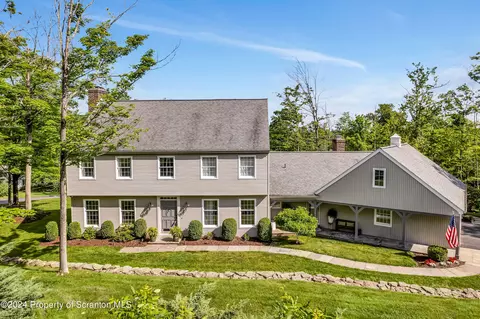 406 Northern Spy, South Abington, PA 18411