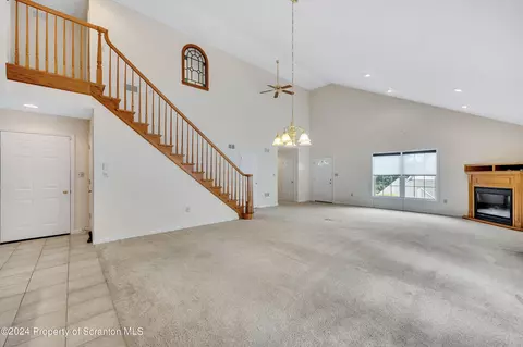 Entry Way - 45 Sharon Dr, Moosic, PA 18507 photo 3 of 5