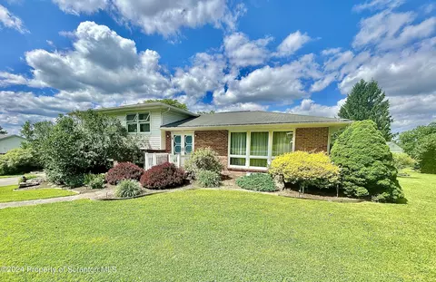 241 Lake St, Montrose, PA 18801