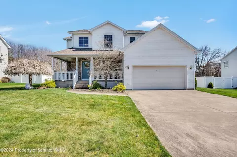 107 Catherine Dr, Archbald, PA 18403