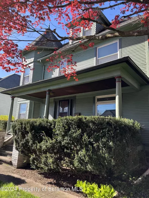 1305 Oram St, Scranton, PA 18504