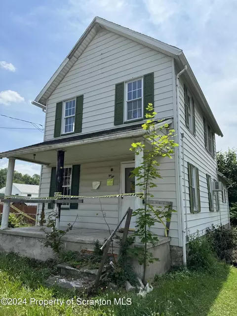 210 Rear Mill St, Pittston, PA 18640