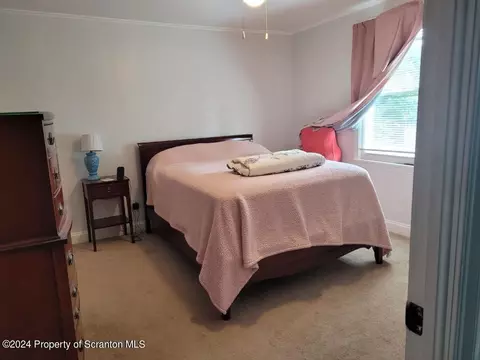 Bedroom - 712 Fallon St, Old Forge, PA 18518 photo 1 of 4