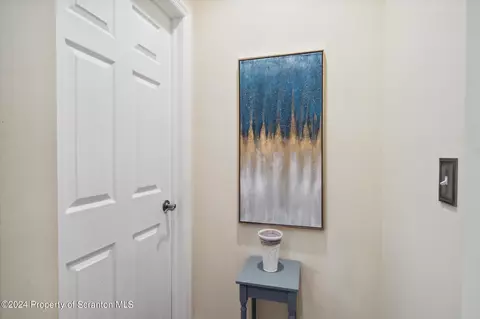 Entry Way - 111 Joyce Dr, Moosic, PA 18507 photo 5 of 6