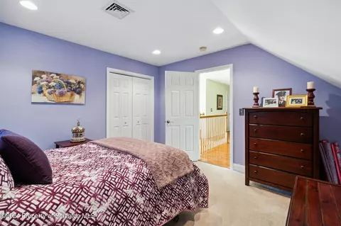 Bedroom - 111 Joyce Dr, Moosic, PA 18507 photo 5 of 7
