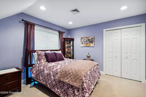 Bedroom - 111 Joyce Dr, Moosic, PA 18507 photo 4 of 7