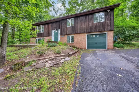 207 Wilcrest, Roaring Brook Twp, PA 18444