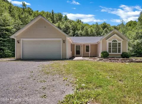 1270 Lamb Road Rd, Thompson, PA 18465