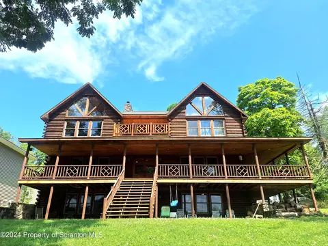 34 D Ave, Brackney, PA 18812