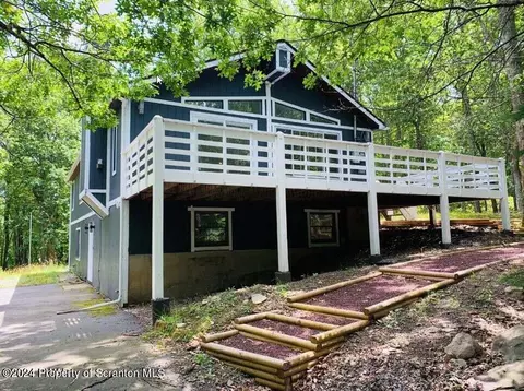 227 Forest Dr, Lords Valley, PA 18428