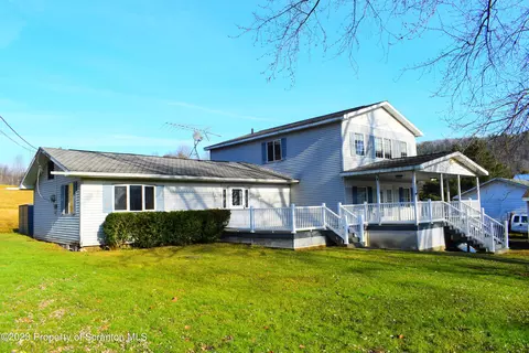4729 Lower Rhiney Creek Rd, Hallstead, PA 18822