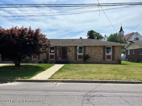 227 Greenbush St, Scranton, PA 18508