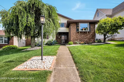 3721 Birney, Moosic, PA 18507