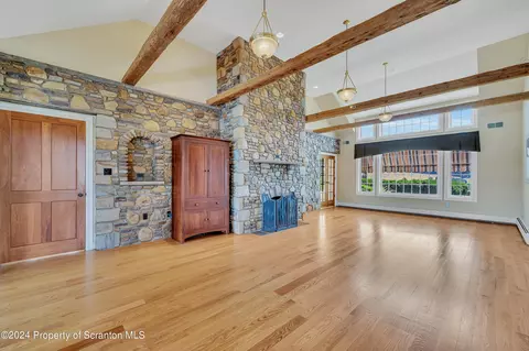 Living - 2116 Laurel Hill Rd, Clarks Summit, PA 18411 photo 3 of 7