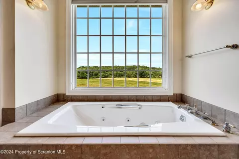 Bath - 2116 Laurel Hill Rd, Clarks Summit, PA 18411 photo 3 of 9
