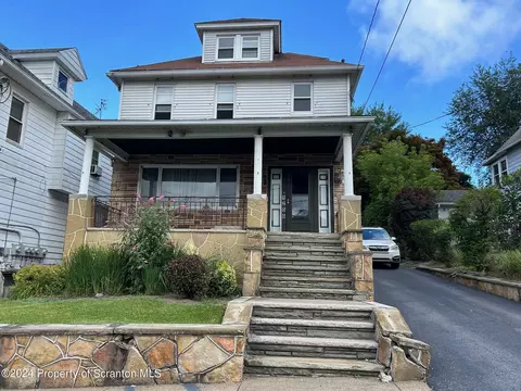 1256 Acker Ave, Taylor, PA 18517