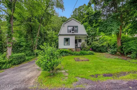 141 Florida Ave, Scranton, PA 18505