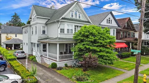 1772 Sanderson Ave, Scranton, PA 18509